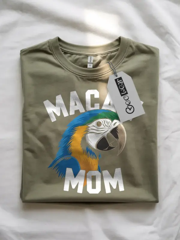 Military green macaw mom t-shirt – bird mom gift shirt, funny parrot lover tee