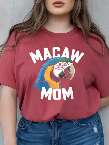 Red macaw mom t-shirt – exotic parrot shirt, funny bird mom gift