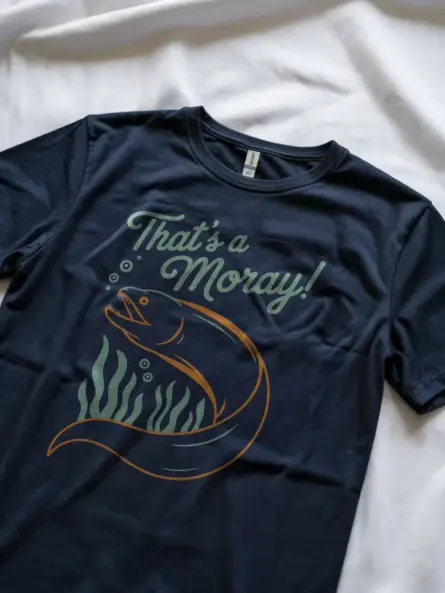 Navy Moray Eel Pun T-Shirt – eel illustration tee