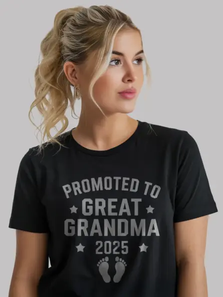 Promoted to great grandma est 2025 shirt in black – baby announcement tee