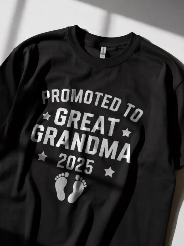Promoted to great grandma est 2025 shirt in black – baby announcement tee