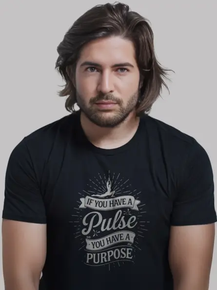 Pulse and purpose shirt in black – motivational tee