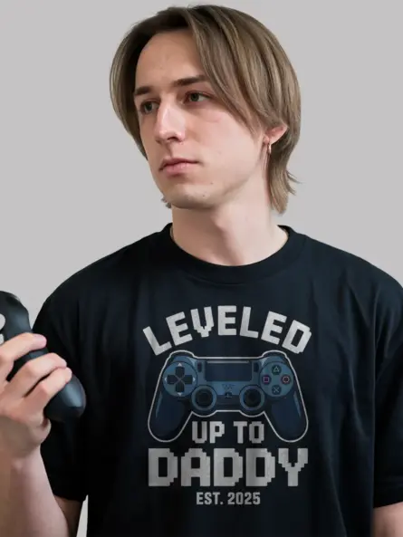 Leveled Up to Daddy Gaming T-Shirt for New Dads 2025 - Image 3