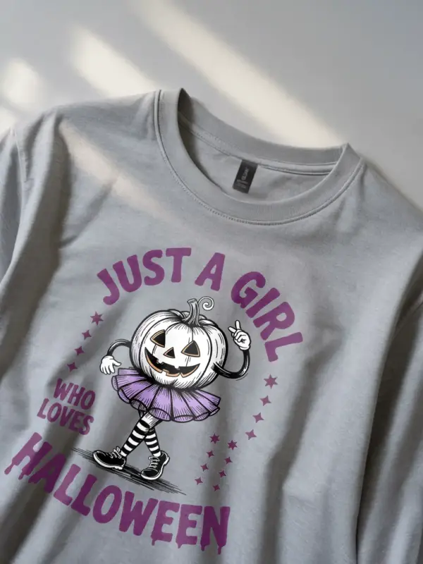 close-up – dancing pumpkin character on grey cute pumpkin girl Halloween t-shirt