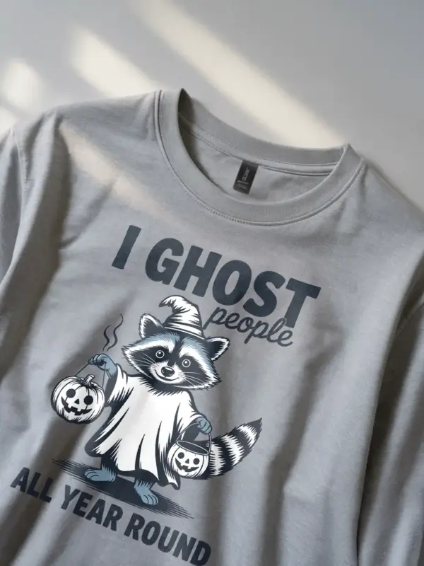 Grey close-up – distressed ghostcore design raccoon Halloween shirt grey