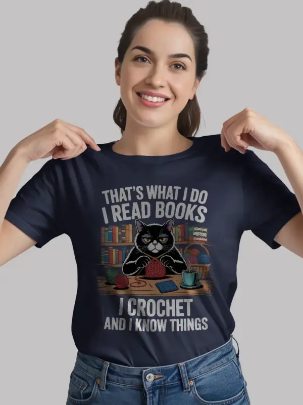 cat lover reading crochet t-shirt